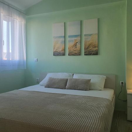 Apartmani Anita 扎博里克 客房 照片