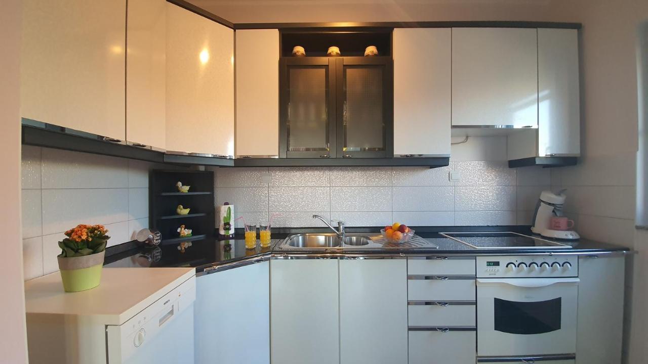 Apartmani Anita 扎博里克 外观 照片