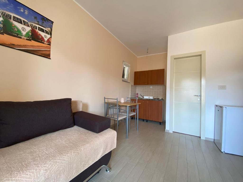 Apartmani Anita 扎博里克 外观 照片